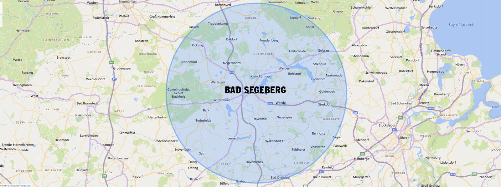 Auf einer Landkarte ist ein Kreis gezogen, der einen 15-Kilometer-Radius kennzeichnet.