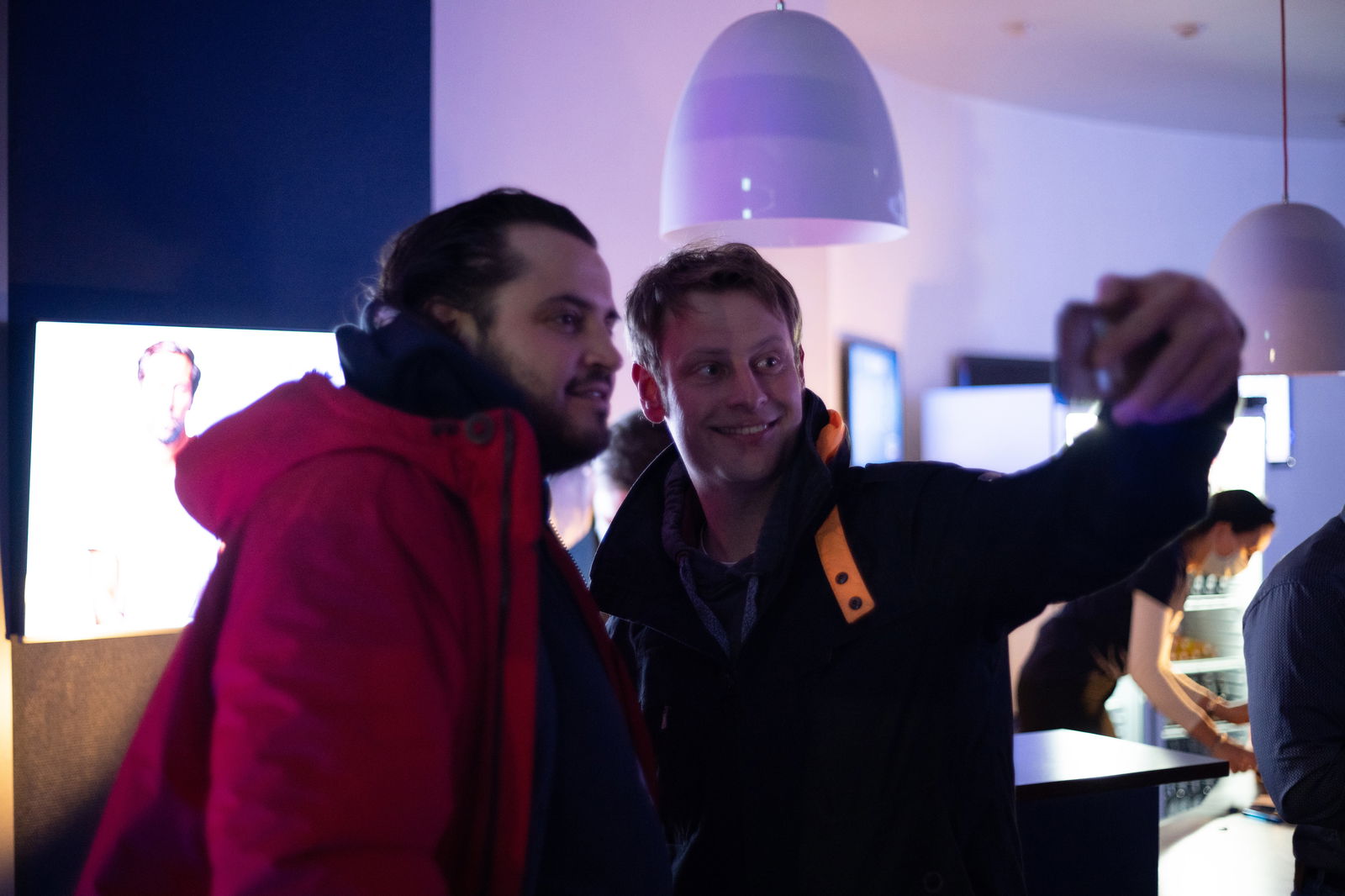 R.SH hautnah mit Max Giesinger.