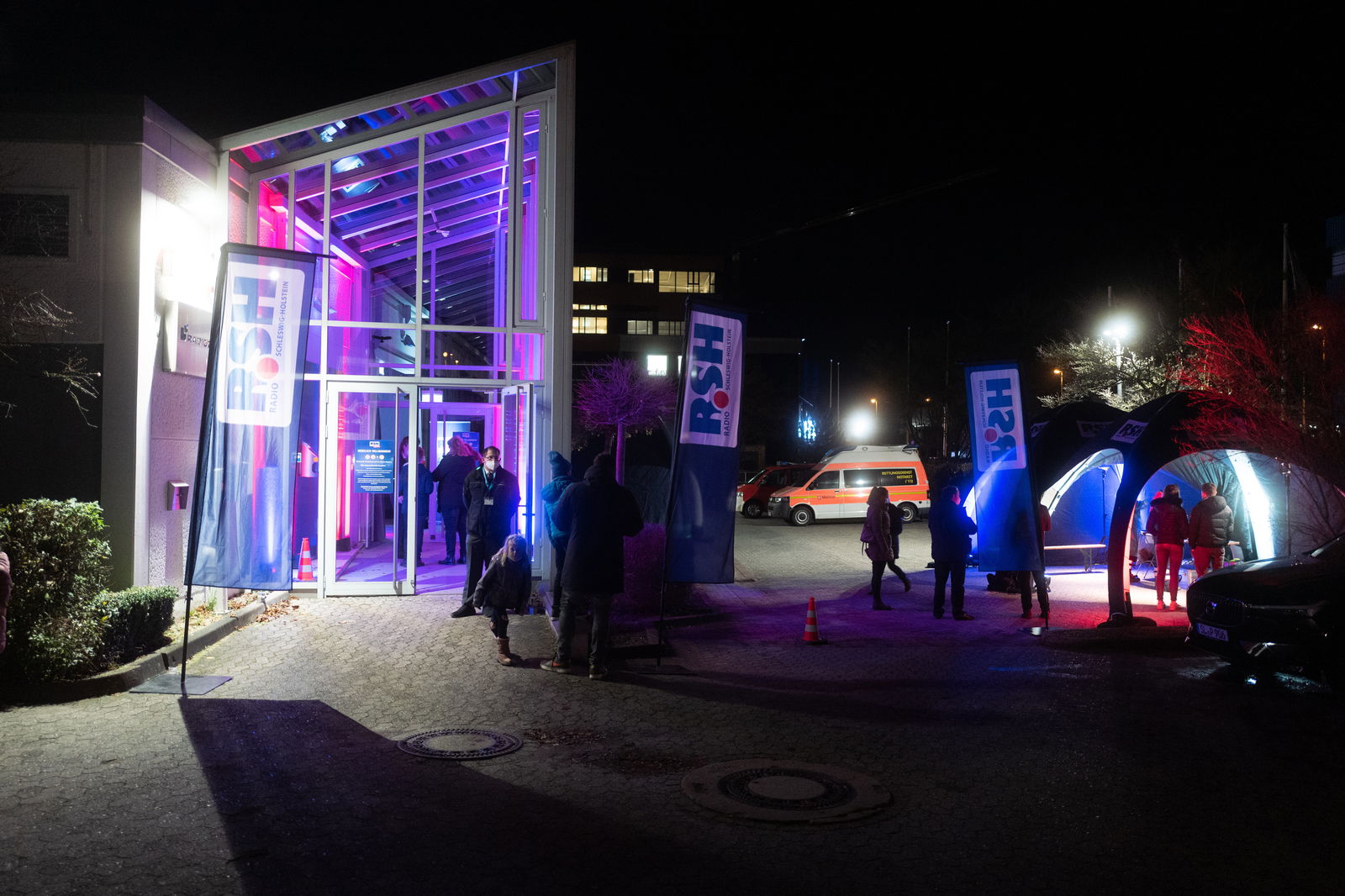 R.SH hautnah mit Max Giesinger.