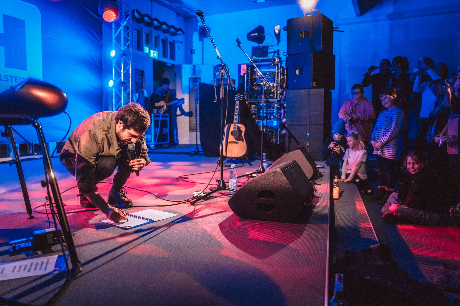 R.SH hautnah mit Max Giesinger.