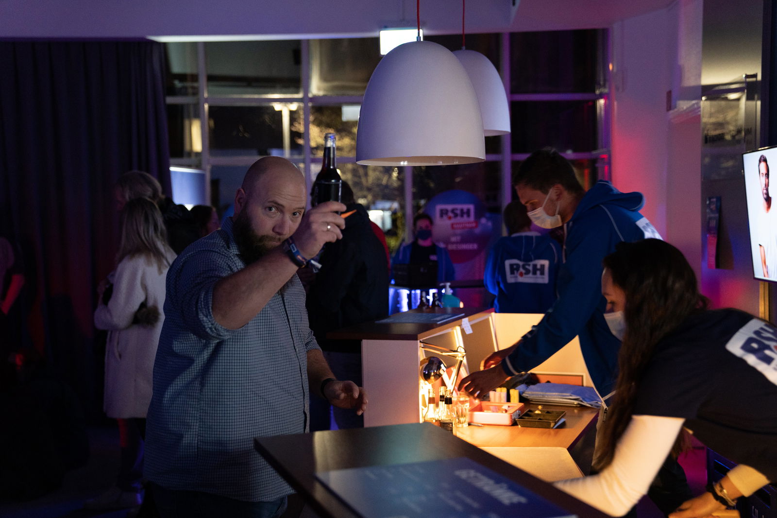 R.SH hautnah mit Max Giesinger.