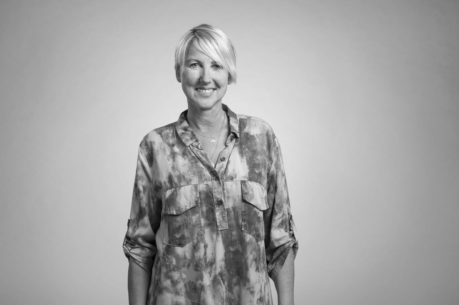 Miriam Köthe in schwarz-weiß