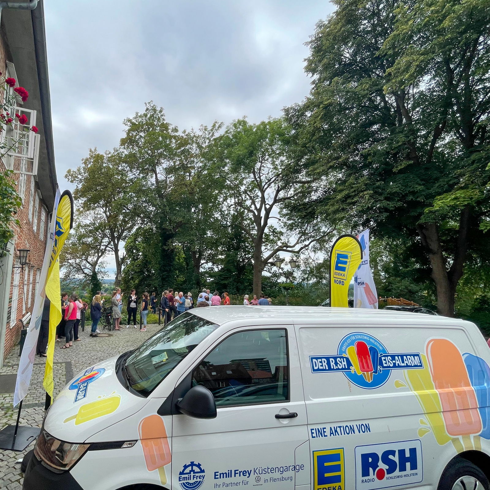 R.SH Eis-Alarm 2022 bei der Stadtverwaltung Lauenburg.