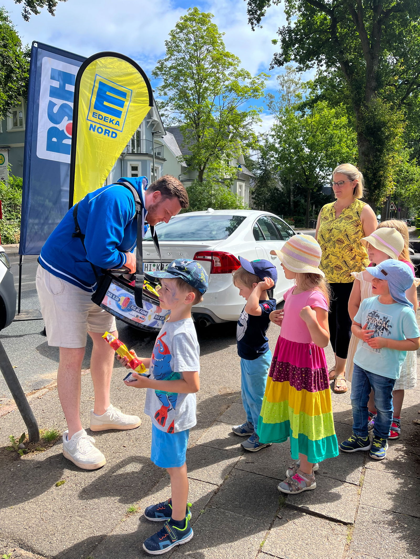 R.SH Eis-Alarm 2022 bei der Stadtverwaltung Lauenburg.