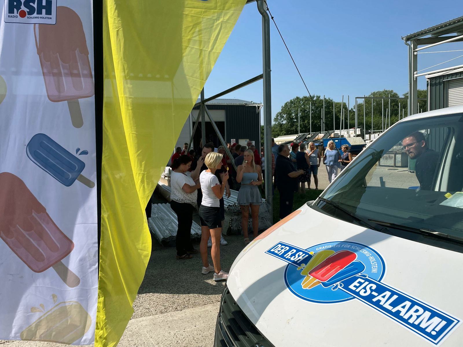 R.SH Eis-Alarm bei Nelson Park Terrassendächer in Eutin