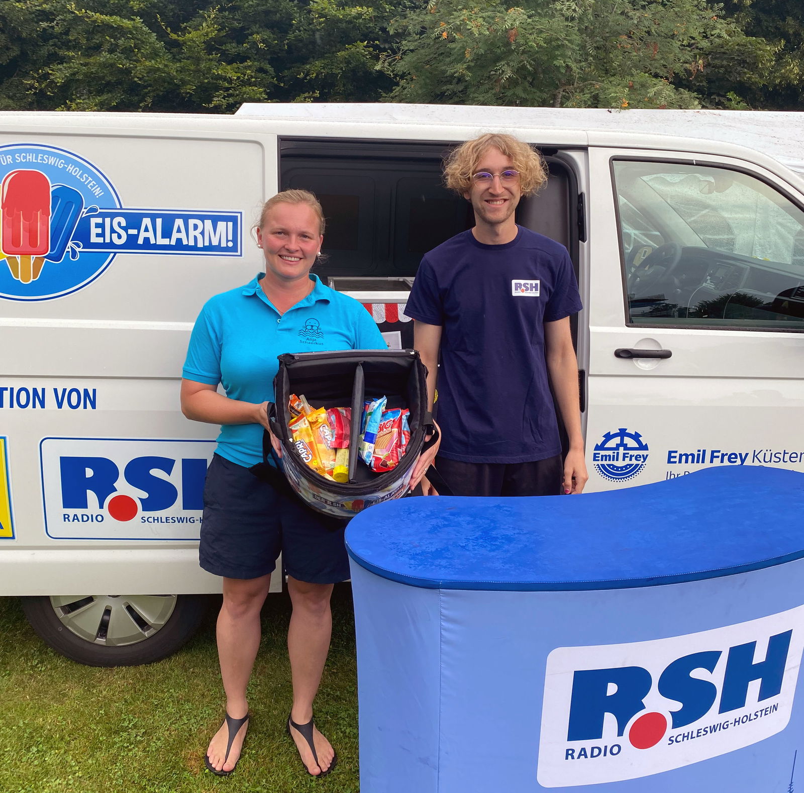 R.SH Eis-Alarm bei Freibad Aquacity in Rendsburg