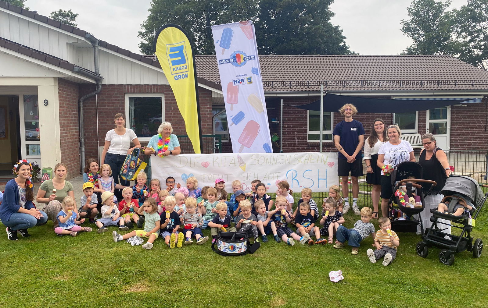 R.SH Eis-Alarm beim Kindergarten in Hüsby