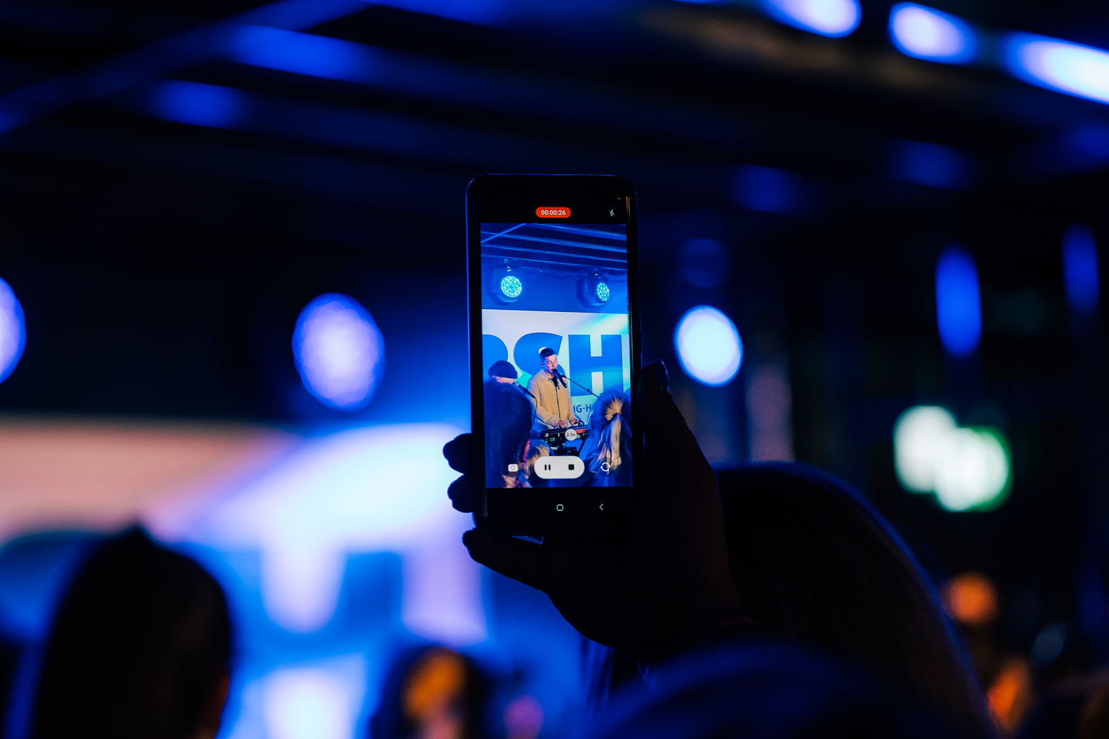 Nico Santos beim R.SH hautnah-Konzert.