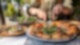 Pizza essen im Restaurant