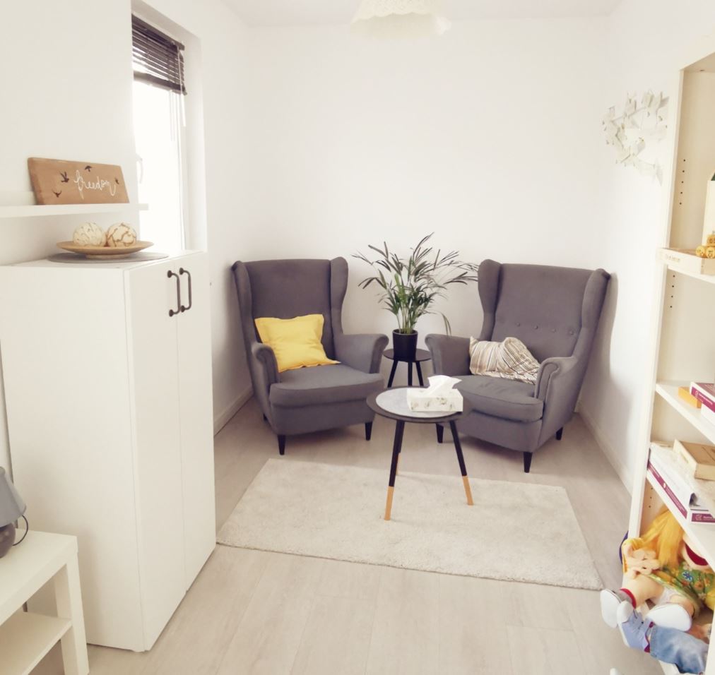 Ein eingerichtetes Zimmer