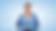 Peggy Schmidt vor blauem Hintergrund
