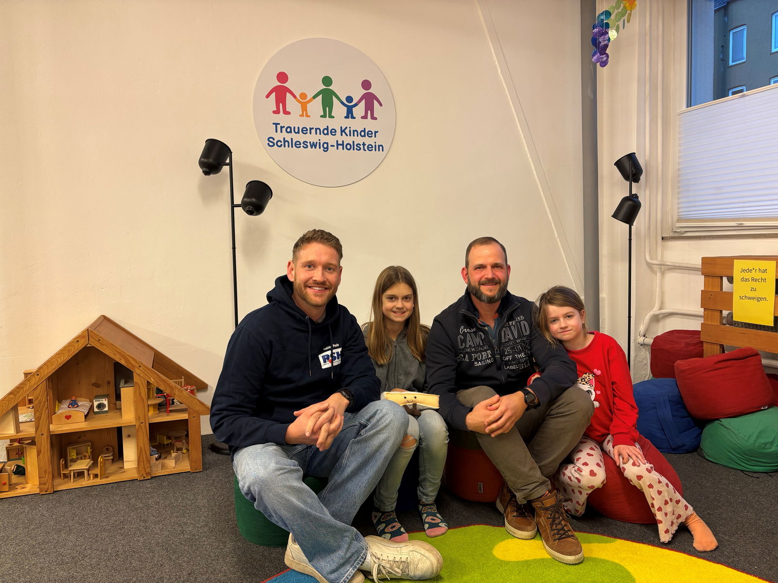 R.SH hilft Helfen Trauernde Kinder Familie Pustal