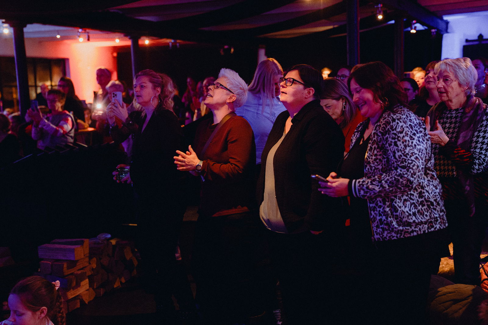 R.SH-Hörer am Tanzen