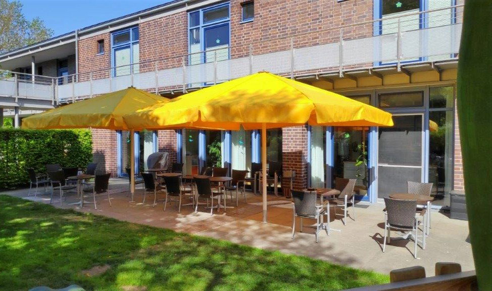 Ronald McDonald Haus Sonnenschirme für HL