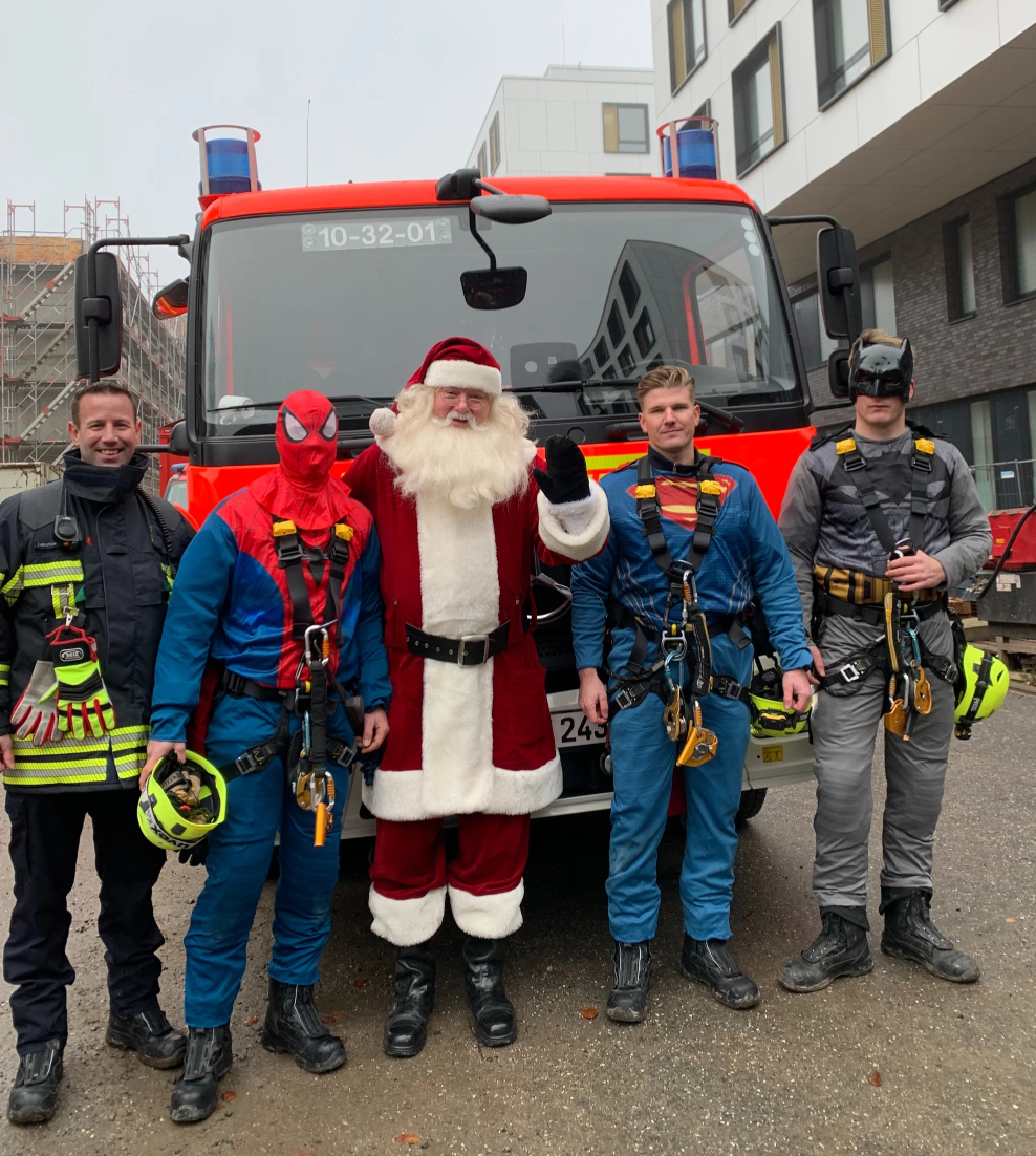 Weihnachtsaktion Berufsfeuerwehr Kiel