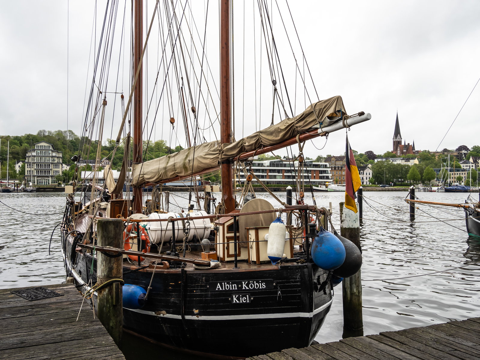 Schiff
